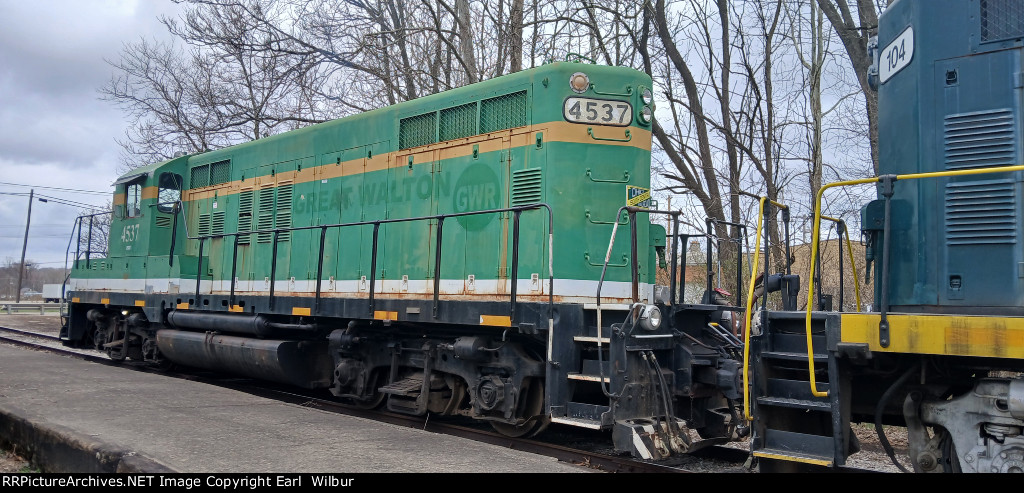 Ohio South Central Railroad (OSCR) 4537